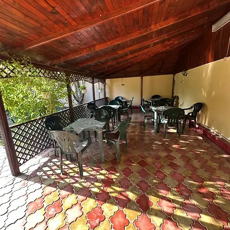 Nadia Hotel 3*